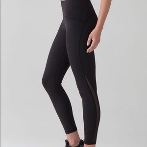 Lululemon Train Times 25” Size 4 Black